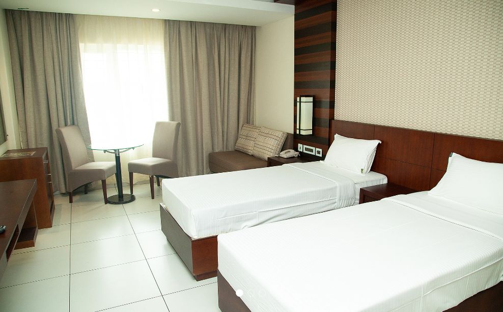 Hotels in Perinthalmanna| Best Stay at Vavas Inn&suites screenshot
